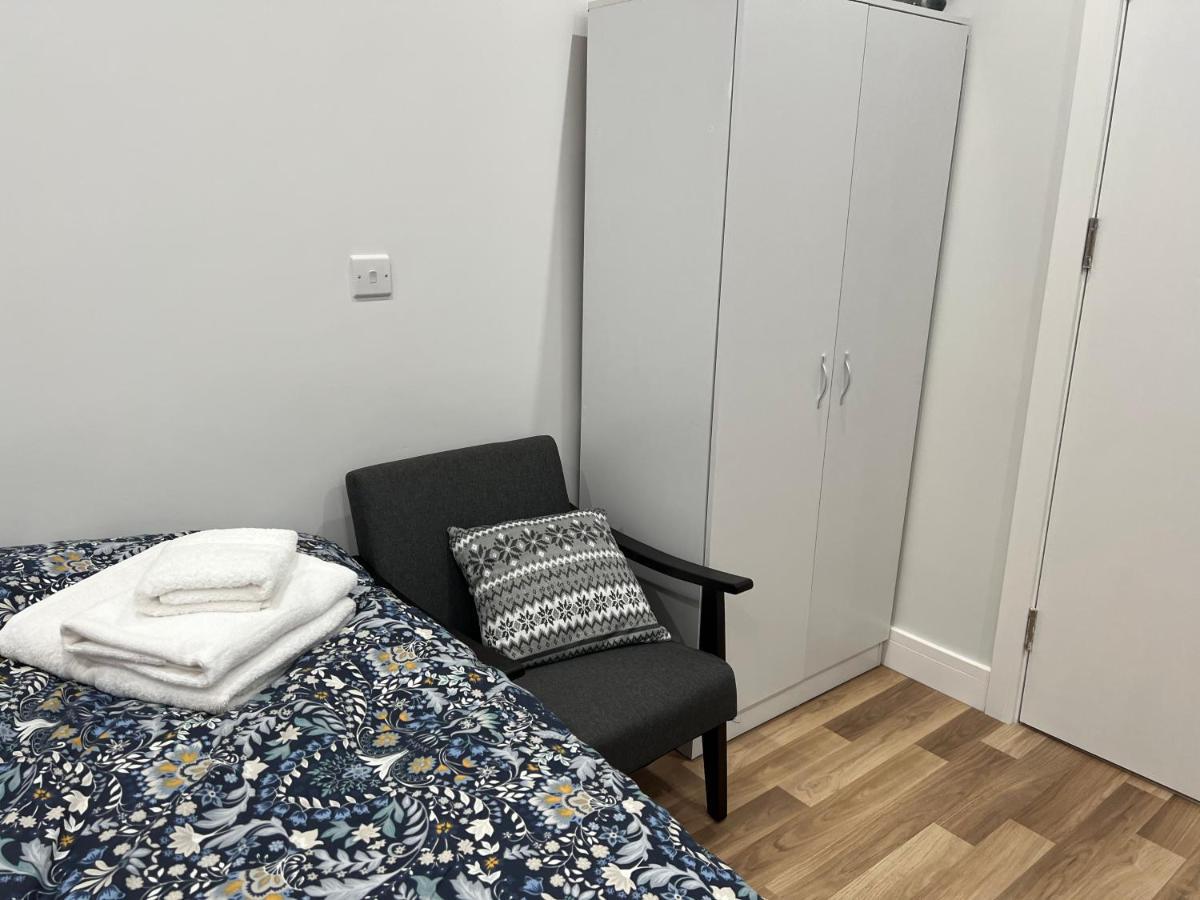 Park View Serviced Apartment - Next To Northolt Tube Station - Near Central London & Wembley Экстерьер фото