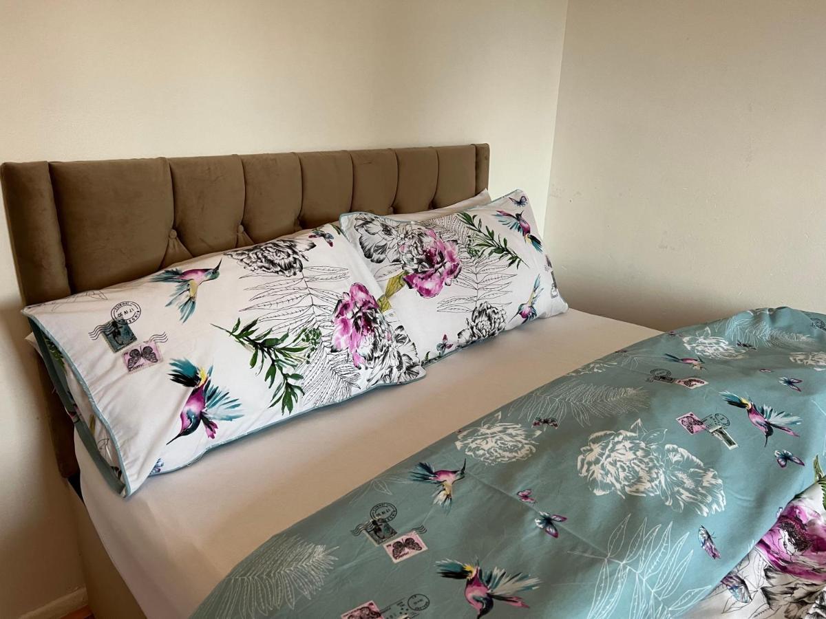 Park View Serviced Apartment - Next To Northolt Tube Station - Near Central London & Wembley Экстерьер фото